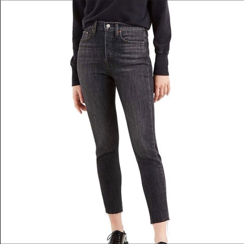 Levi's Raven Wedgie Skinny Jeans Size 27